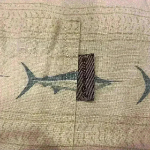 Woolrich Men’s Short Sleeve Swordfish Print Button Down Size L Pale Yellow - Picture 9 of 9